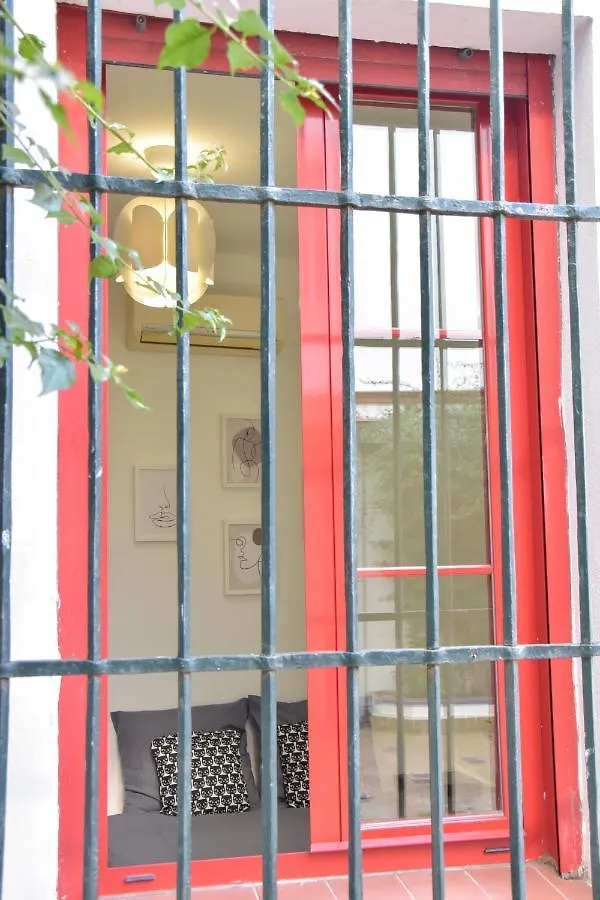 Quiet Typical Patio & Terrace Apartment Seville